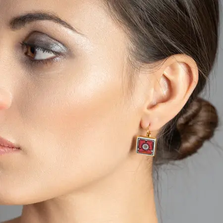 Cercei cu clips placați cu aur Art Deco cu model floral